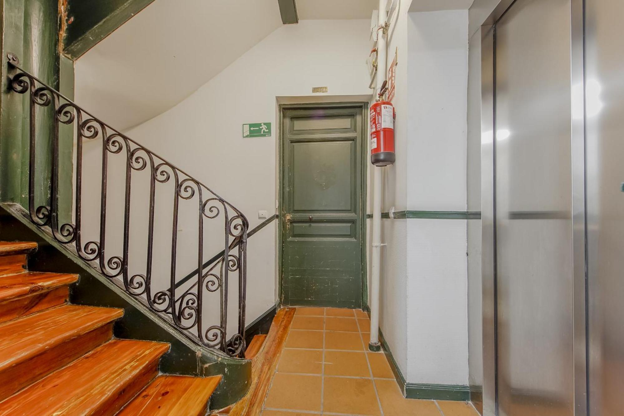 Modern Apt Para 6Pax En La Plaza De Tirso-Centro E1 Madrid Ngoại thất bức ảnh