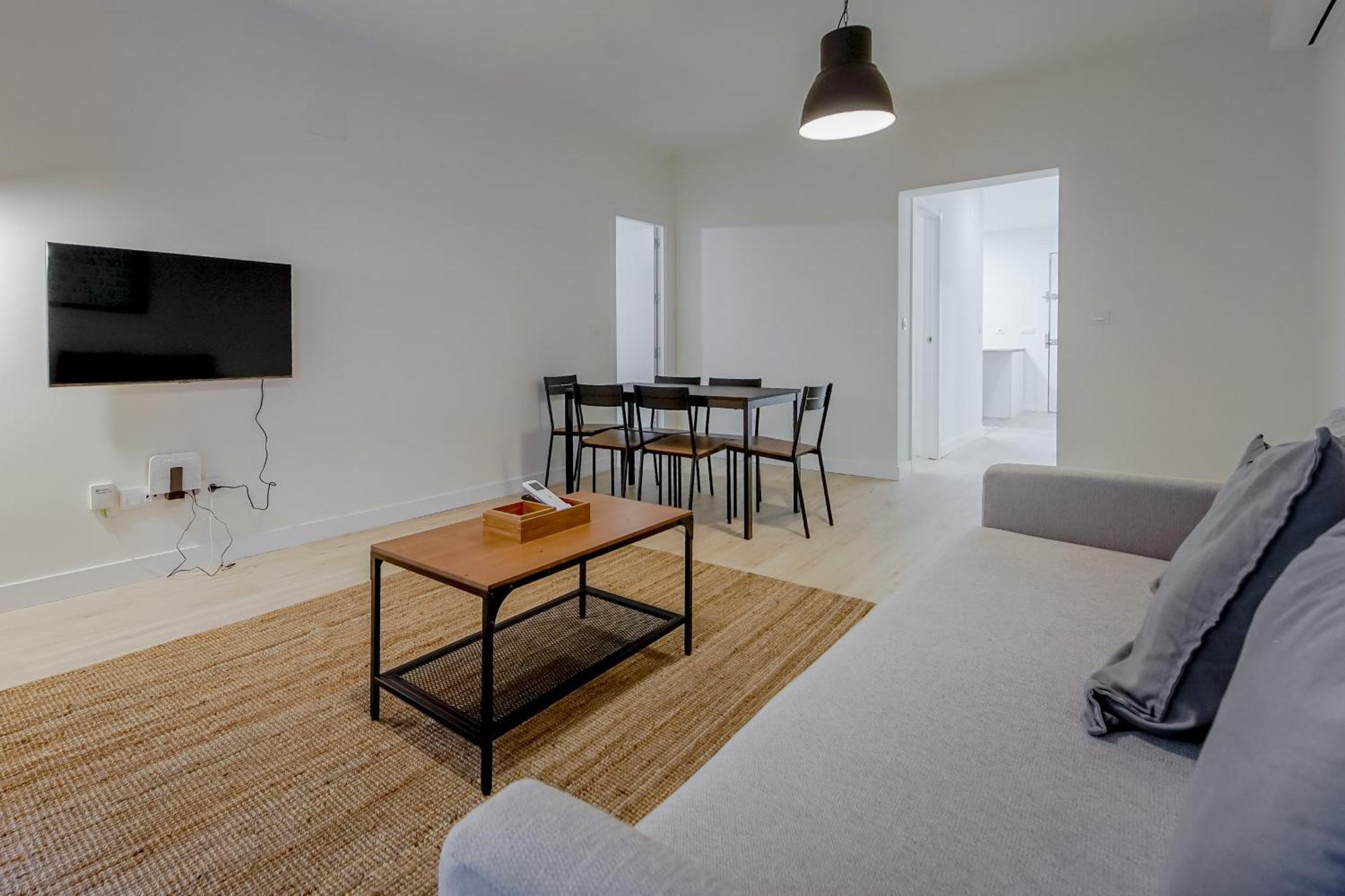 Modern Apt Para 6Pax En La Plaza De Tirso-Centro E1 Madrid Ngoại thất bức ảnh